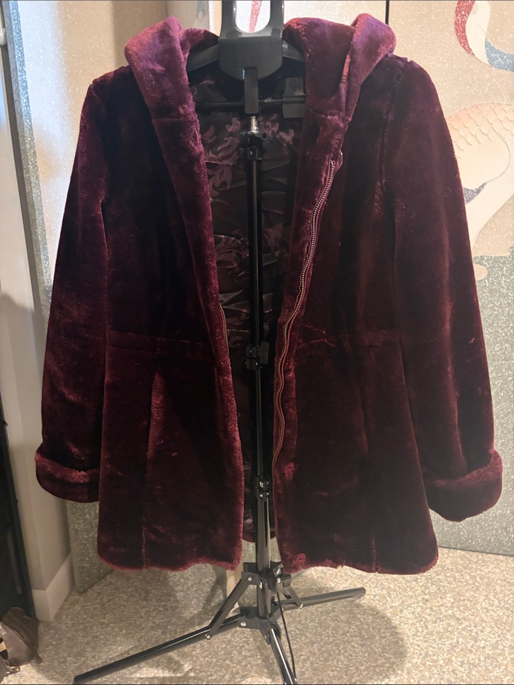 Dennis Basso Women's Plush Hooded Coat in Deep Burgundy